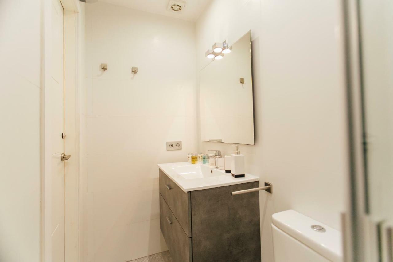 Minimalism And Modern- 2Bd 1Bth- Las Setas Σεβίλλη Εξωτερικό φωτογραφία